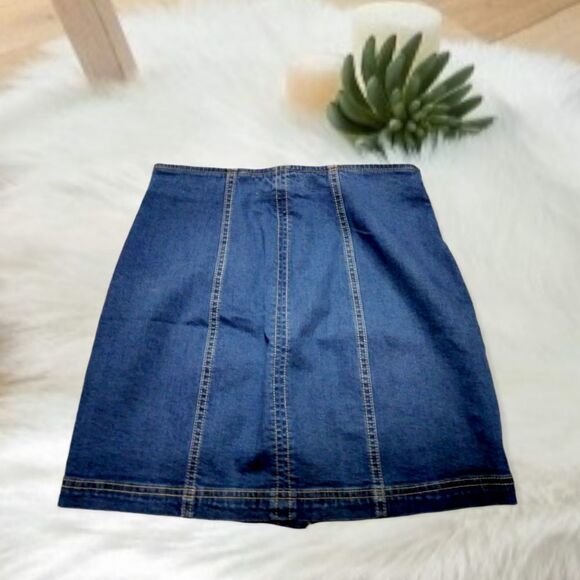 PACSUN EMBROIDERED FLORAL DENIM MINI SKIRT - Picture 4 of 8